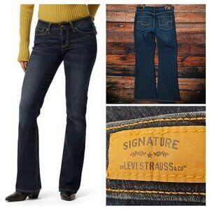 Signature Levis Jeans Size 12 Short Modern Boot Cut Dark Wash Blue Denim Stretch